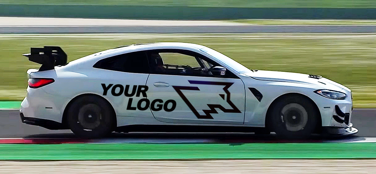 Bild eines Rennwagens mit einem fiktiven Sponsoren-Logo 